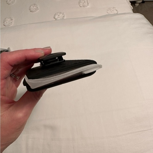 Bundle of Google Pixel 4 Cases - Picture 8 of 8